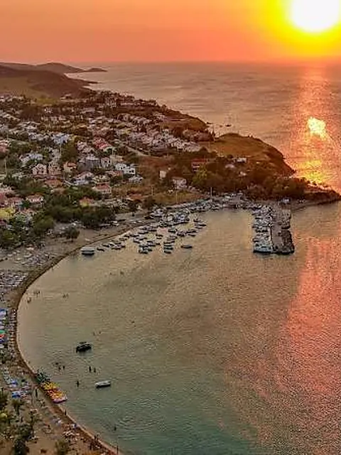 Çanakkale Gelibolu Güneyli sahili ve gün batımı