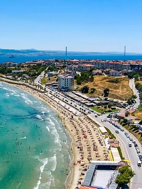 Çanakkale Gelibolu Hamzaköy sahili ve şehir manzarası